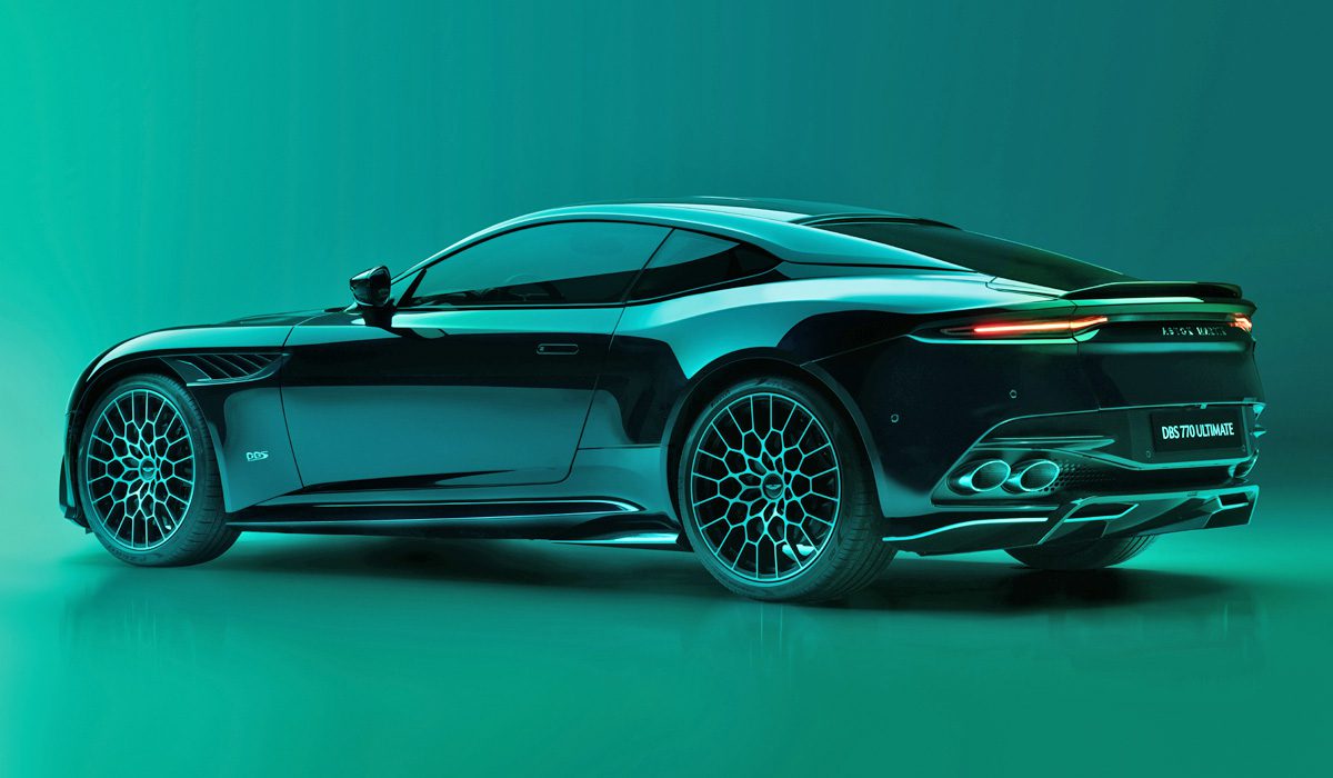 Компания Aston Martin представила 759-сильный спорткар Aston Martin DBS 770 Ultimate