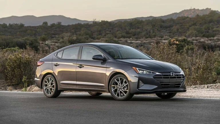 Hyundai и Kia дебютируют с обновлением программного обеспечения, чтобы автомобили было сложнее угнать