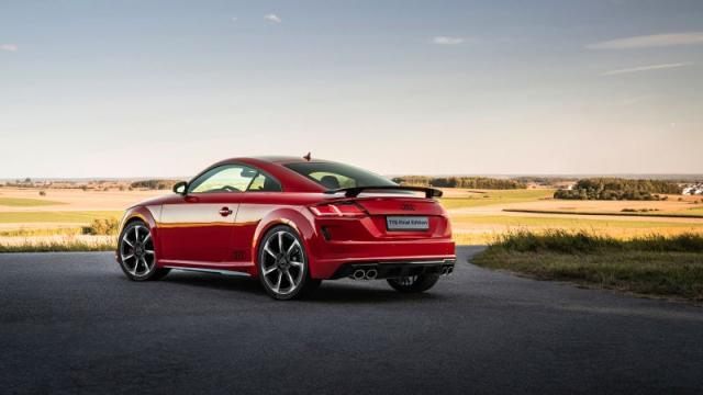 Компания Audi представила спорткар Audi TT в версии Final Edition в честь 25-летия модели