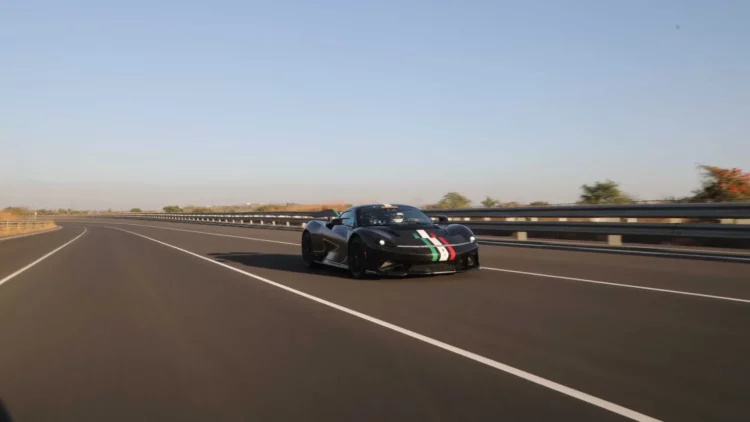 Pininfarina Battista устанавила новые мировые рекорды скорости
