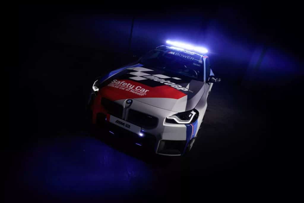 BMW представила новый автомобиль безопасности для MotoGP