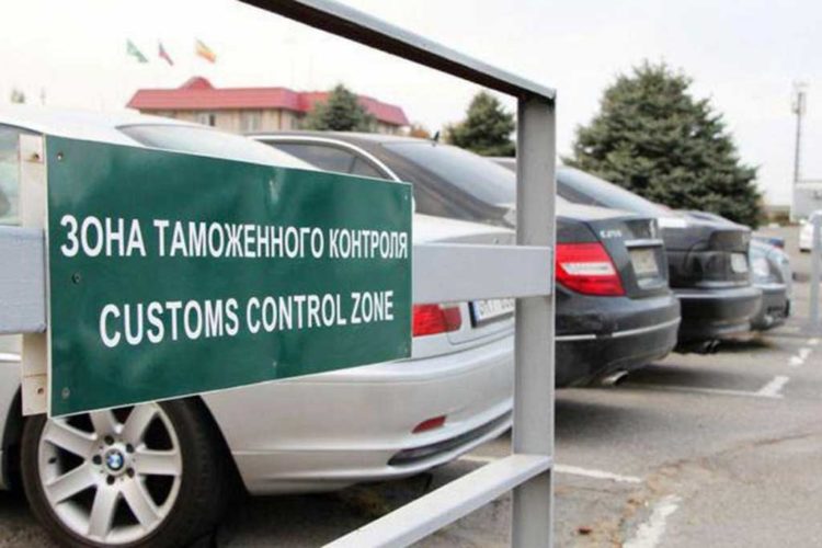 Какие ограничения существуют при импорте автомобилей в Россию и как их можно преодолеть