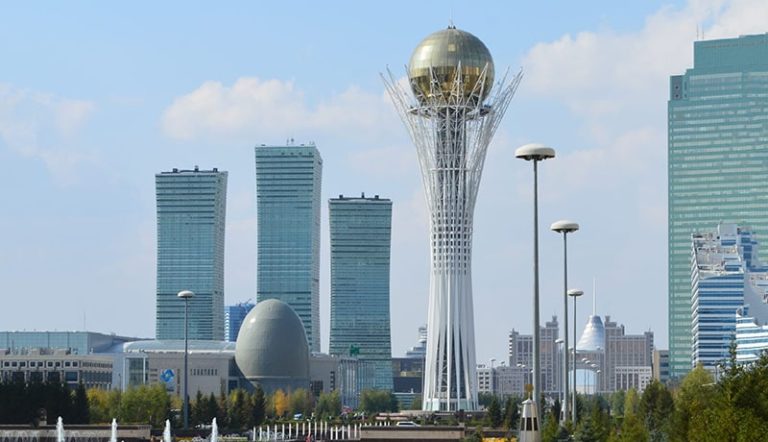 Казахстан отказывается продавать корейские автомобили россиянам