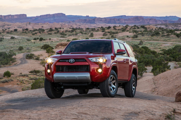 Новый Toyota 4Runner: все плюсы и минусы