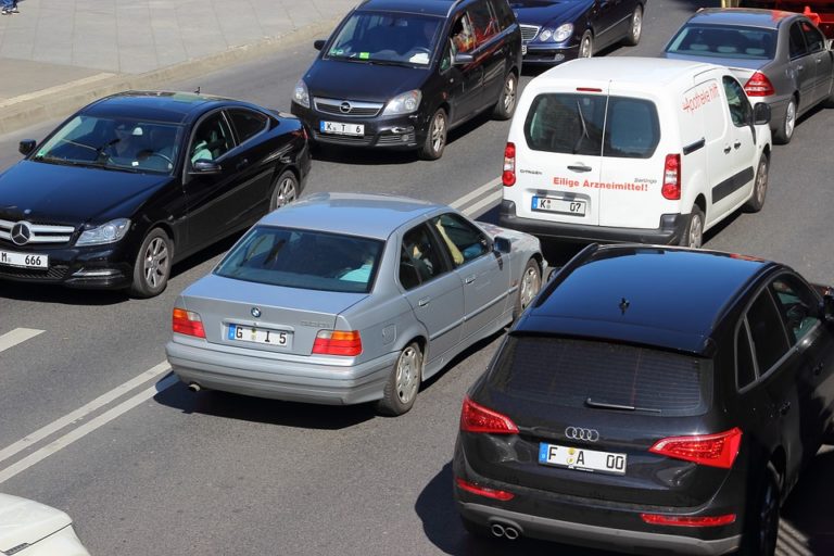 “Автостат” о том, что средняя цена подержанного автомобиля в РФ достигла 1.6 млн рублей