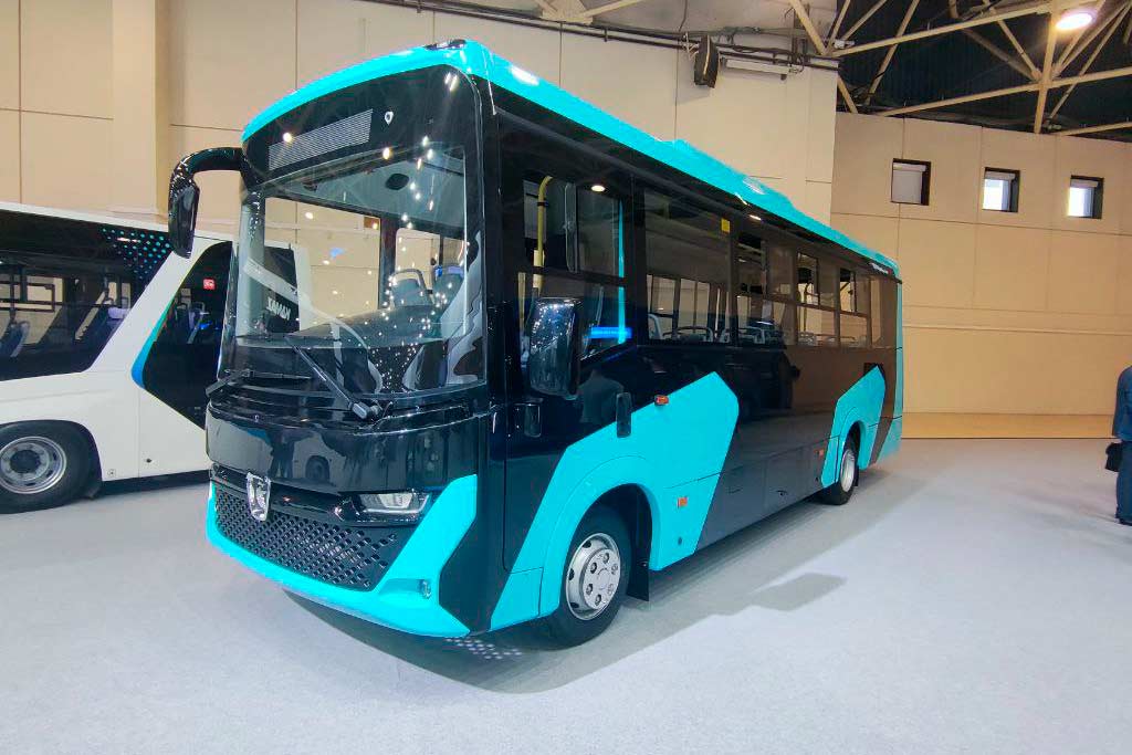 КамАЗ представил городской автобус Vega с отечественными LED-фарами