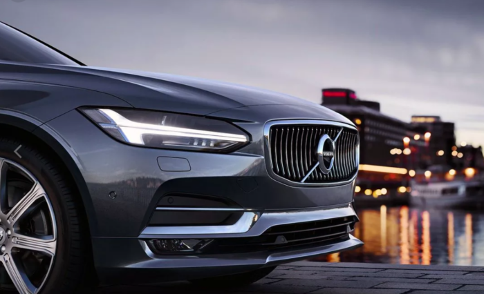 Volvo официально подтвердила отключение онлайн-сервисов в России