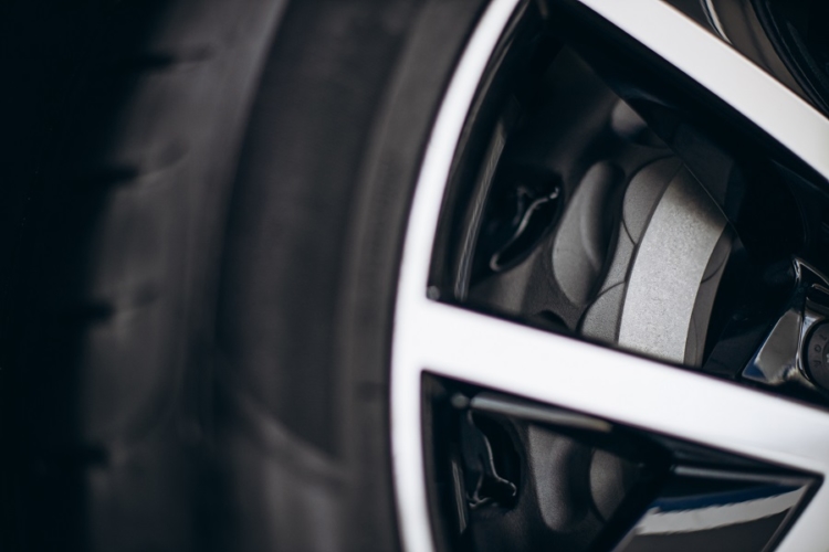 Продажи кроссовера Omoda C5 EV начнутся в I квартале 2024 года