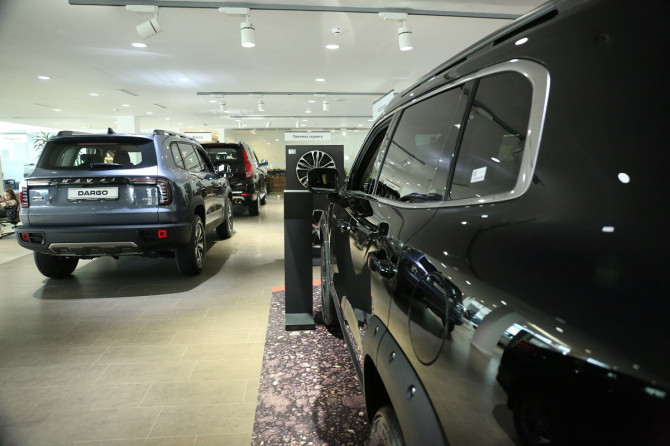 В агентстве «АВТОСТАТ» рассказали, сколько автомобилей будет продано в 2023 году
