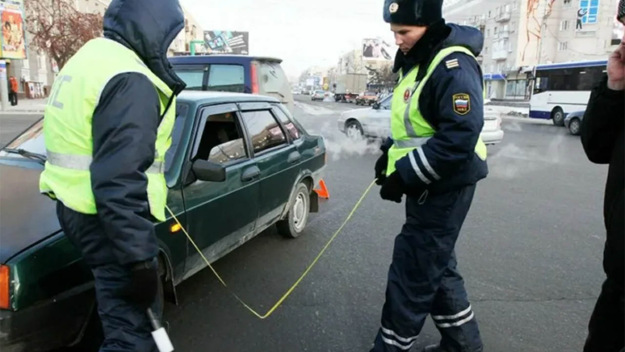 Инспектор ГИБДД назвал 7 способов остановить автомобиль с отказавшими тормозами