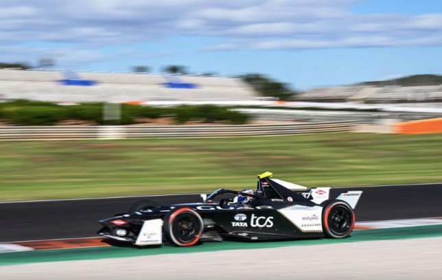 Формула E: Jaguar по-прежнему быстрее всех на тестах