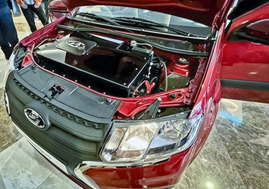 АвтоВАЗ запустит серийное производство Lada e-Largus в 2024 году