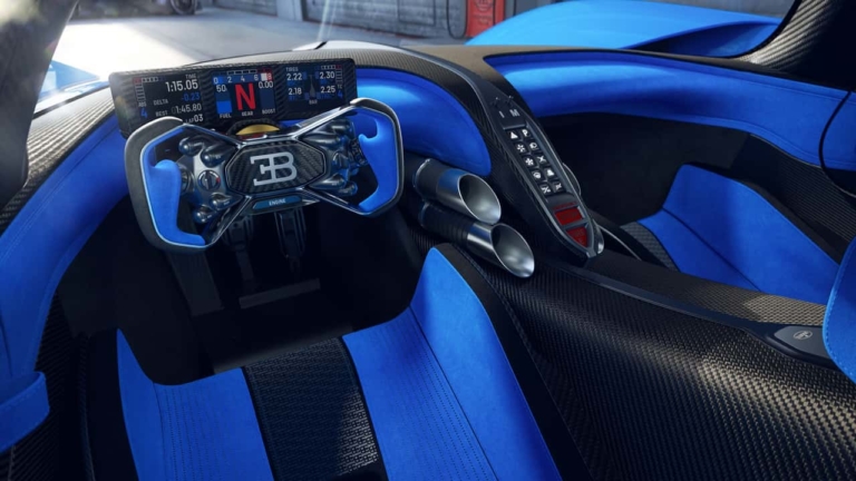Раскрыт салон лимитированного варианта гиперкара Bugatti Bolide