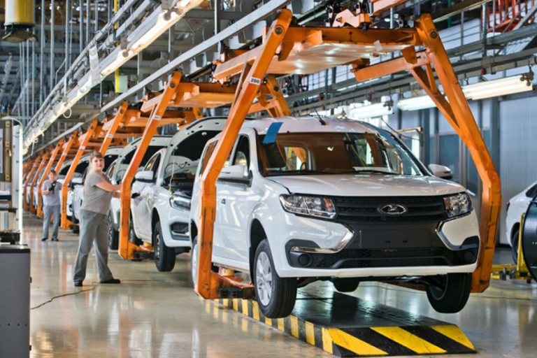 Автоконцерн «АвтоВАЗ» возобновит производство всех автомобилей с двигателями «Евро-5» в декабре 2023
