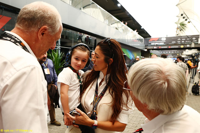 Берни Экклстоун впервые привёз сына на этап Формулы 1