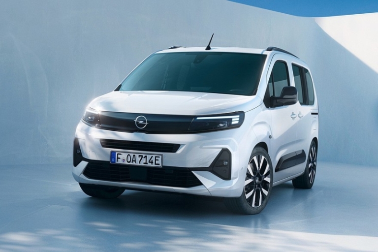 Череда премьер Stellantis: теперь обновлённые пассажирские Opel Combo Life и Zafira Life