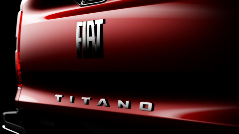 Компания Fiat открыла прием заказов на новый рамный пикап Titano