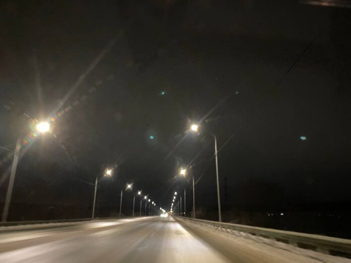 На шоссе между Ивановкой и Солнечным сделали освещение