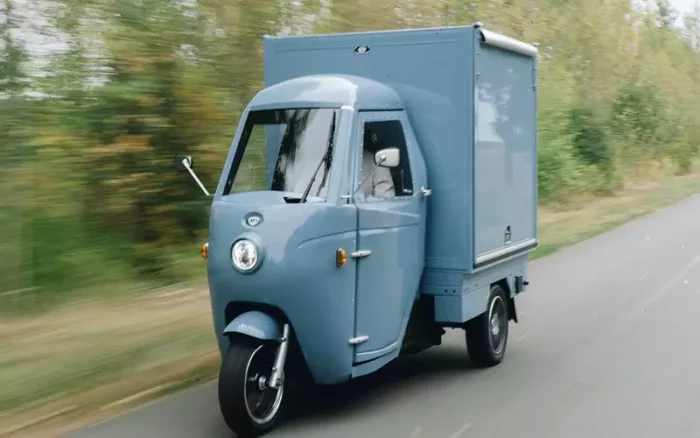 Ari Motors выпустила мопед-грузовик