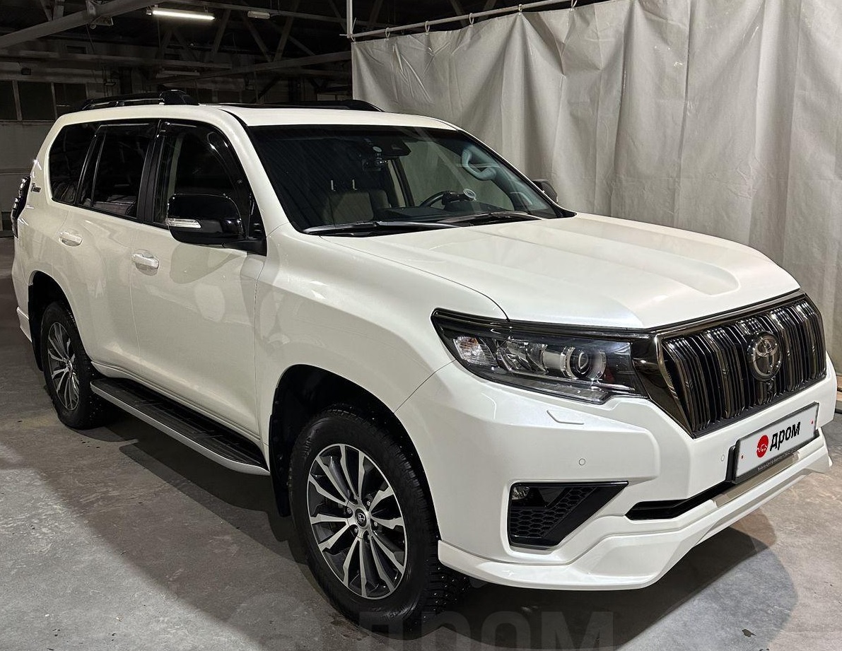 Toyota Land Cruiser Prado 2022 года продают за 9,2 млн рублей