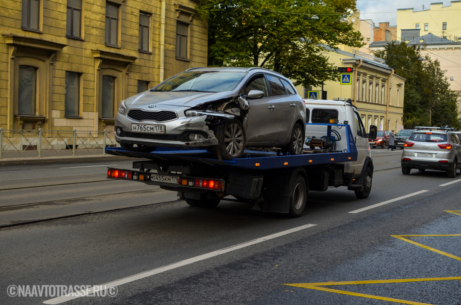 Эвакуировали машину куда позвонить