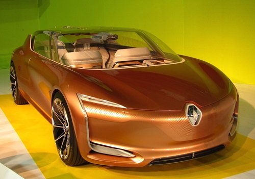 Renault представила новый гибридный автомобиль