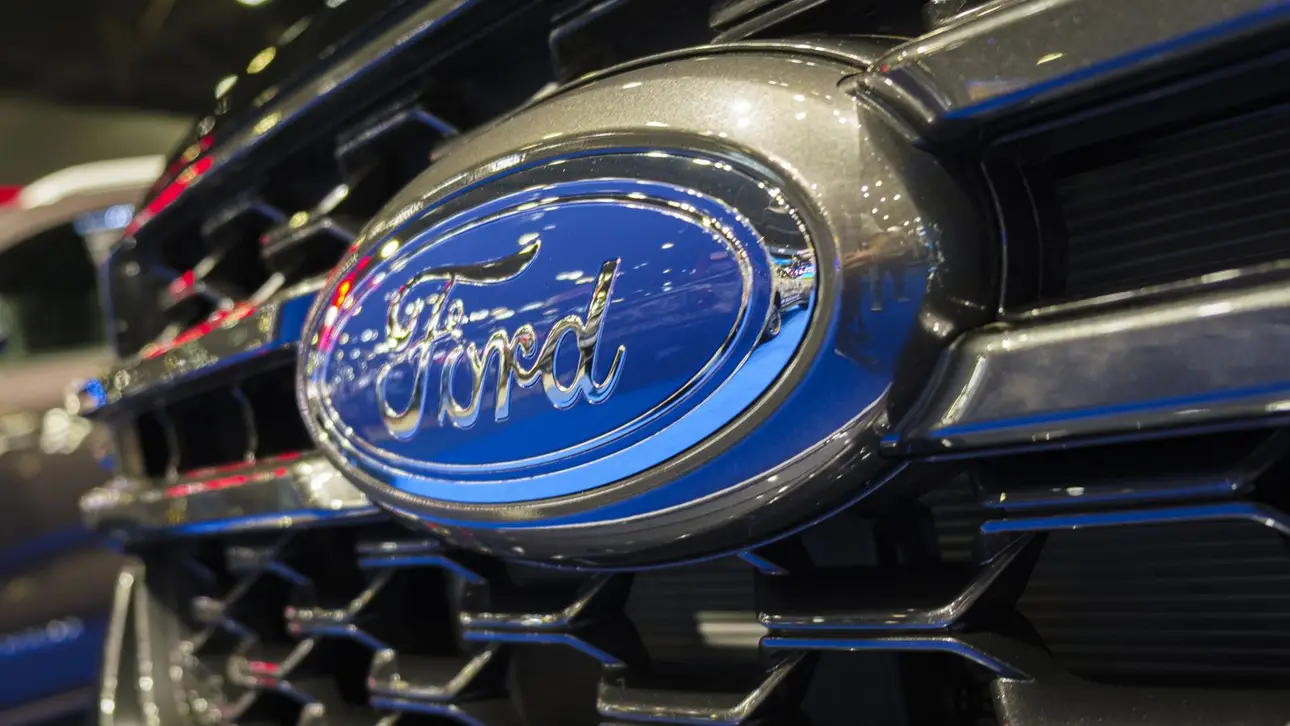 Один из 50 уникальных Ford Bronco DR выставили на аукцион