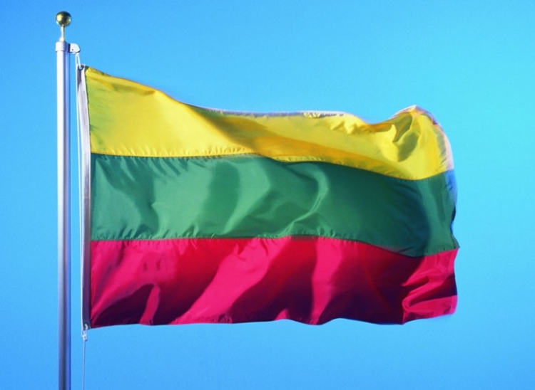 В Литве с 11 марта запрещено нахождение автомобилей с российскими номерами