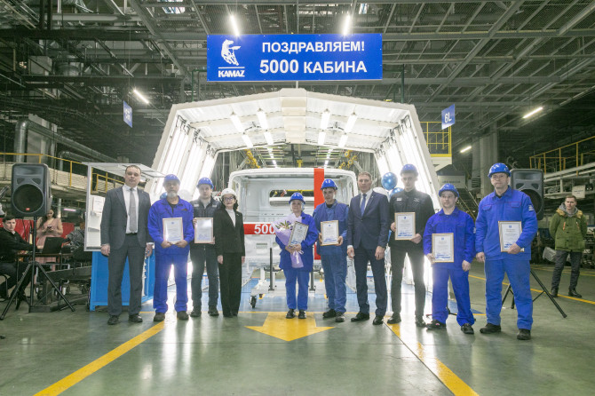 На КАМАЗе выпущен 5-тысячный каркас кабины автомобиля «Компас»