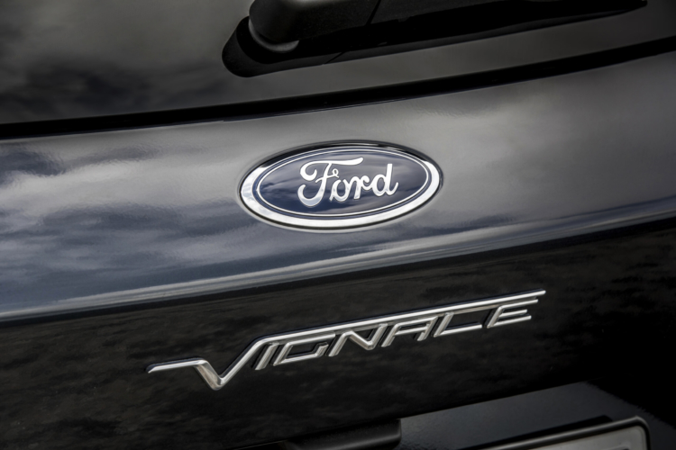 Ford может начать выпуск нового гибридного кроссовера на заводе в Испании