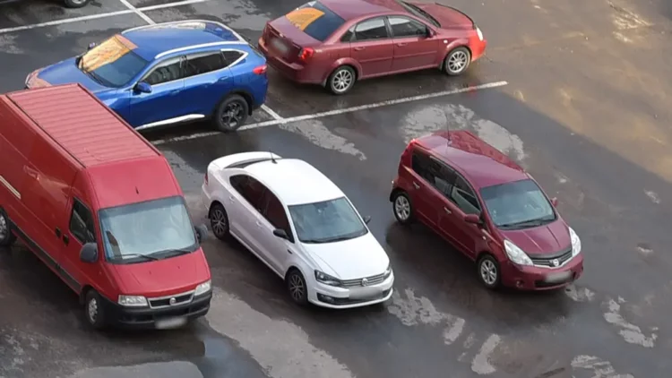 Аналитики подсчитали, сколько коммерческих автомобилей в России