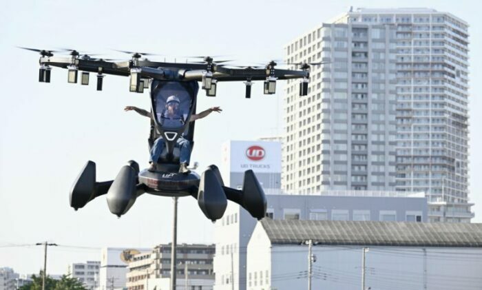 В Японии представили 18-винтовой летающий автомобиль Hexa
