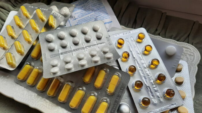 Минздрав опубликовал список лекарств, запрещенных при вождении авто