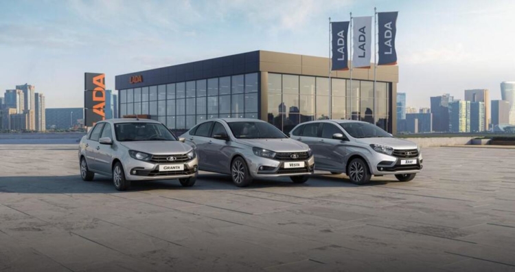 АвтоВАЗ объявил о скидках в 20% при покупке автомобилей Lada в мае 2024 года