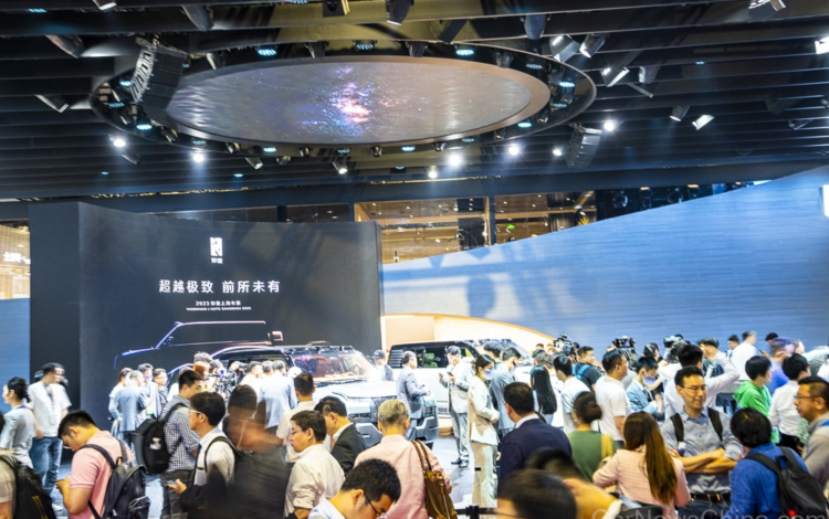 Продажи электромобилей в Китае превысили 50% от общего объёма продаж автомобилей