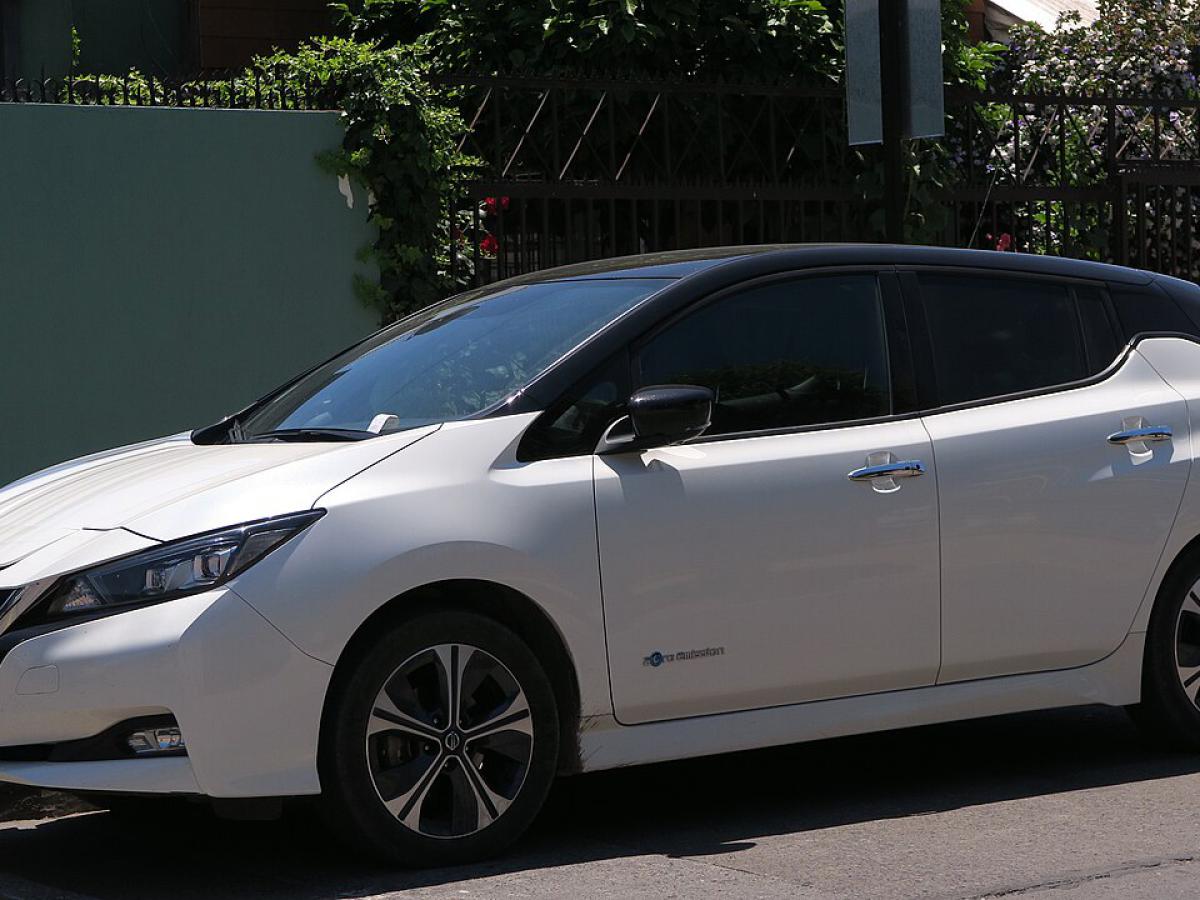 Новый Nissan Leaf 2025: цена остается неизменной, от 29 280 долларов