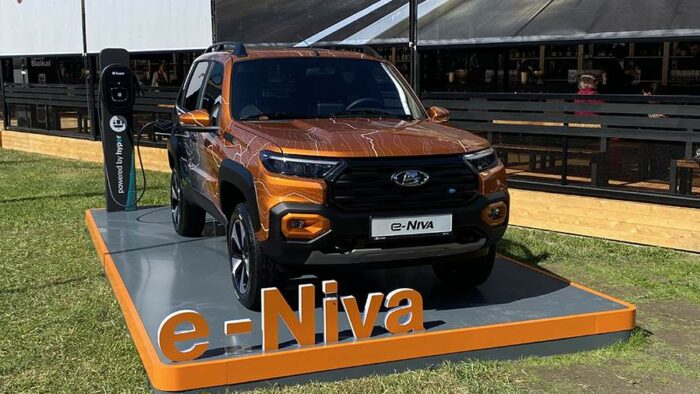 «АвтоВАЗ» показал электрическую Lada e-Niva Travel