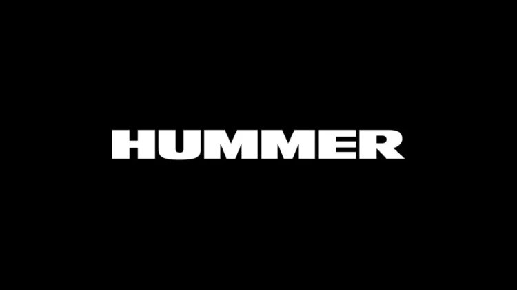 Отдают почти даром: в столице РФ выставили на продажу 12-метровый лимузин Hummer