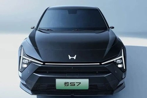Эксперты рассказали об особенностях нового Honda Ye S7